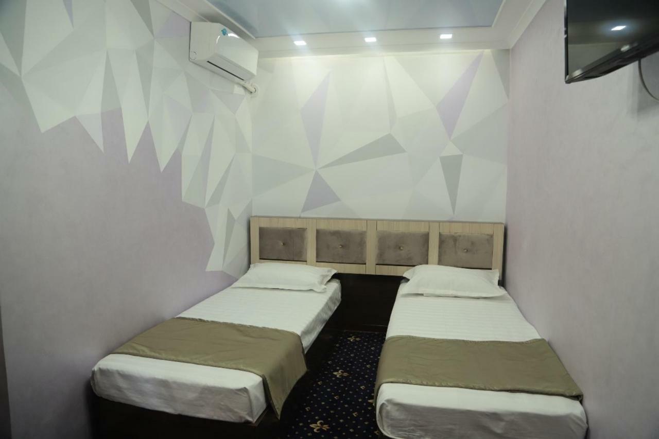 Family Hotel Balqash Buitenkant foto